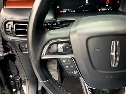 Used 2023 Lincoln Nautilus Reserve w/ Equipment Group 201A image 22