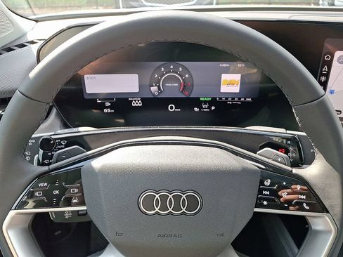 New 2026 Audi Q3 quattro 2.0T AWD/4WD image 9
