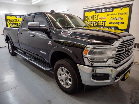 Used 2020 RAM 3500 Laramie image 2
