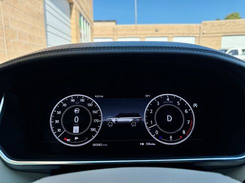 Used 2021 Land Rover Range Rover SV Autobiography Dynamic AWD/4WD image 17