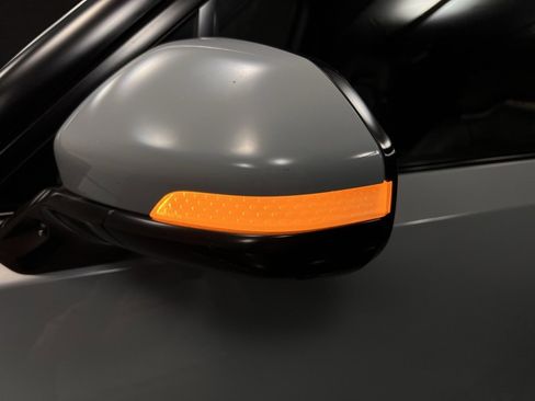 Used 2023 Rivian R1T Adventure image 28