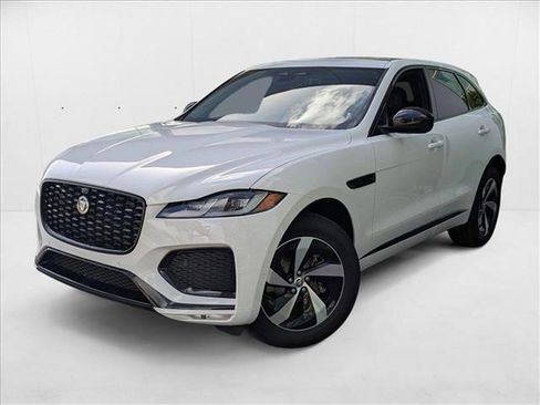New 2026 Jaguar F-PACE R-Dynamic S image 1