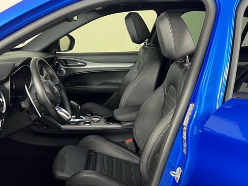 Used 2024 Alfa Romeo Stelvio Veloce image 22