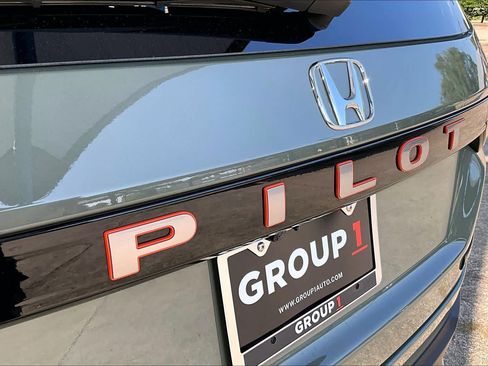 Used 2026 Honda Pilot TrailSport image 31