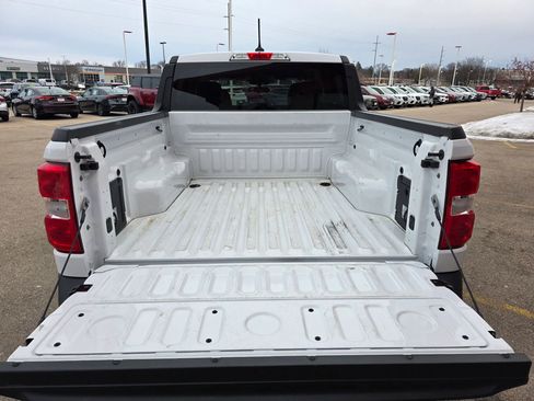 Used 2024 Ford Maverick XLT image 6