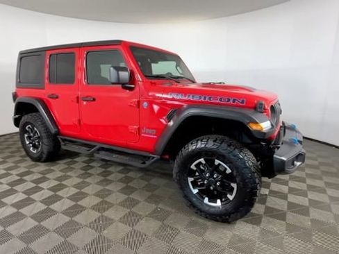 Used 2024 Jeep Wrangler Unlimited Rubicon 4xe w/ Technology Group AWD/4WD image 2