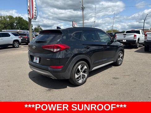 Used 2018 Hyundai Tucson Value AWD/4WD image 3