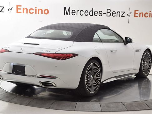 New 2026 Mercedes-Benz Maybach SL 680 image 6