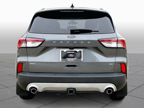 Certified 2022 Ford Escape SEL w/ Class II Trailer Tow Package image 4