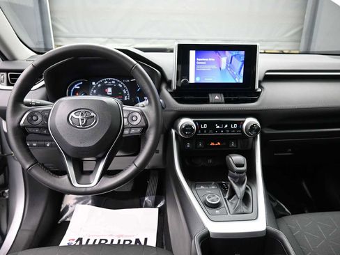 Used 2024 Toyota RAV4 XLE w/ Convenience Package AWD/4WD image 14
