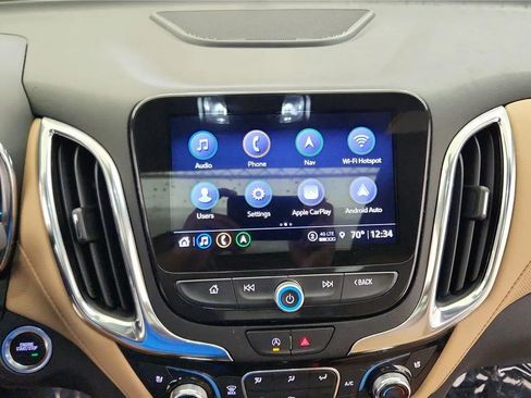 Used 2024 Chevrolet Equinox Premier FWD image 24