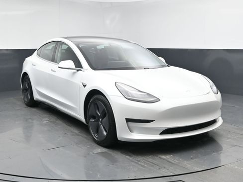 Used 2019 Tesla Model 3 Long Range image 2