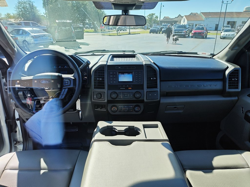 Used 2020 Ford F350 XL w/ Power Equipment Group AWD/4WD image 14