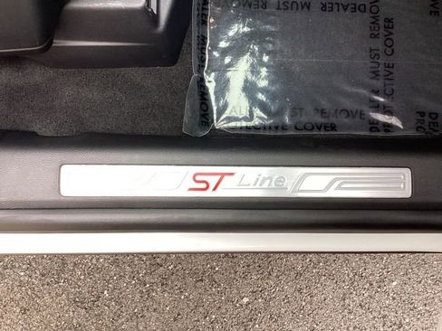 New 2026 Ford Explorer ST-Line w/ ST-Line Street Pack image 21