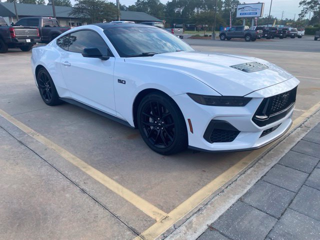 Used 2024 Ford Mustang GT Premium RWD image 14