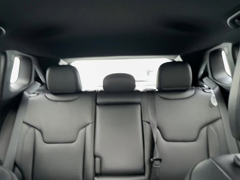 New 2026 Jeep Compass Limited image 10