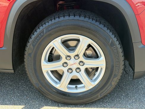 Used 2019 GMC Acadia SLE FWD image 9