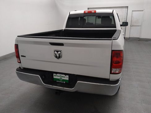 Used 2020 RAM 1500 Classic SLT RWD image 7