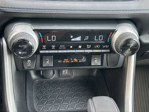 Used 2023 Toyota RAV4 XSE AWD/4WD image 26