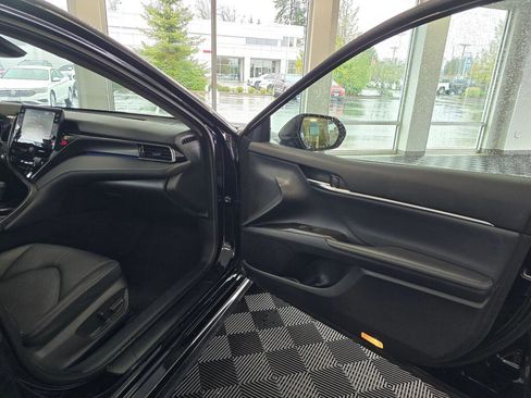 Used 2024 Toyota Camry XSE image 40