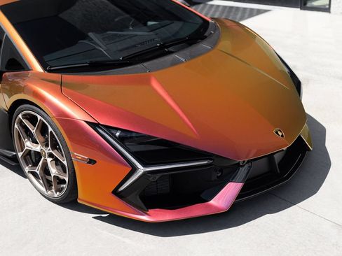 Used 2024 Lamborghini Revuelto AWD/4WD image 19