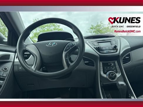 Used 2013 Hyundai Elantra GLS FWD image 32