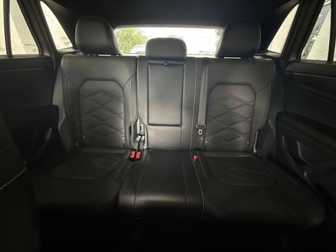 Used 2026 Volkswagen Atlas Cross Sport SE AWD/4WD image 40
