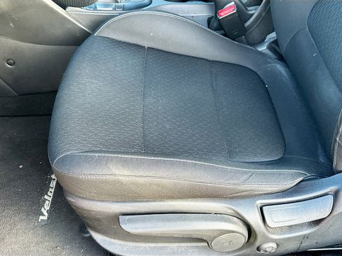 Used 2019 Hyundai Veloster N N image 18