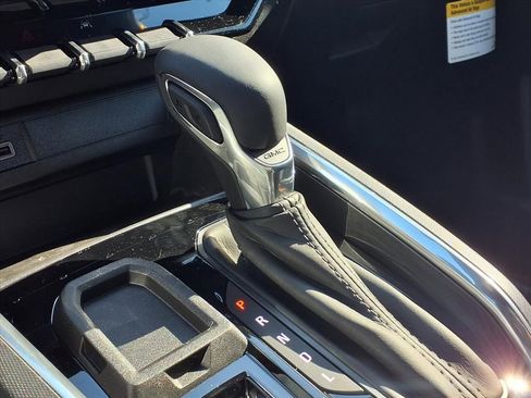 New 2026 GMC Canyon Elevation w/ Convenience Package image 9