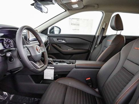 New 2025 Nissan Rogue Rock Creek image 19