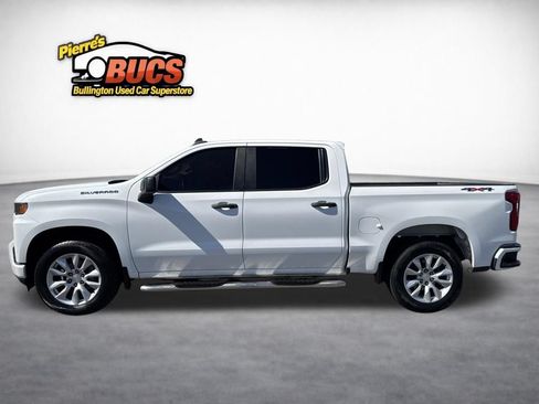 Used 2020 Chevrolet Silverado 1500 Custom w/ Custom Value Package AWD/4WD image 2