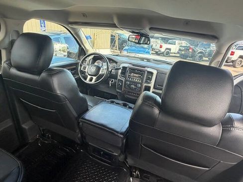 Used 2017 RAM 2500 Laramie AWD/4WD image 32