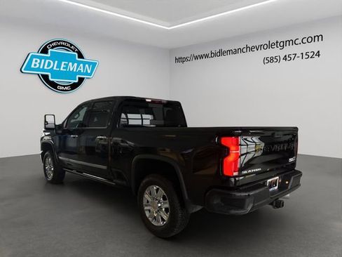 Used 2024 Chevrolet Silverado 3500 High Country w/ High Country Premium Package image 5