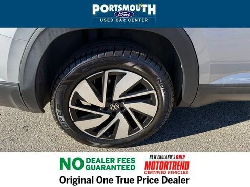 Used 2025 Volkswagen Atlas SE image 31