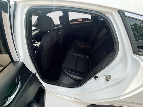 Used 2019 Honda Civic Sport image 22