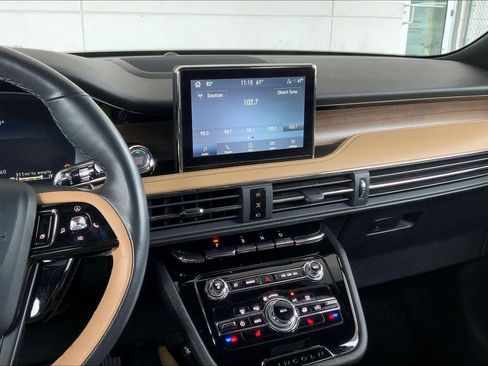 Used 2022 Lincoln Corsair Reserve FWD image 7