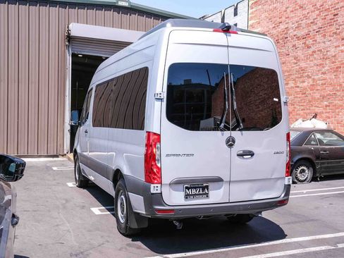 Used 2024 Mercedes-Benz Sprinter 2500 image 6