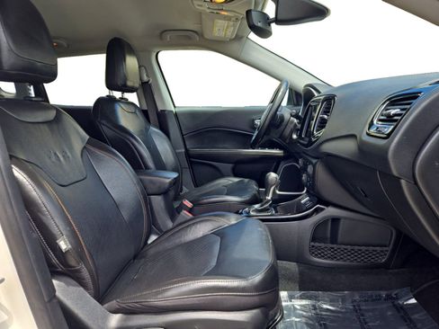 Used 2020 Jeep Compass Limited FWD image 23