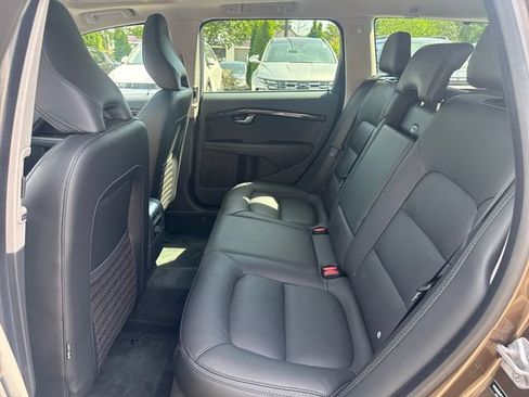 Used 2015 Volvo XC70 T5 Platinum FWD image 25