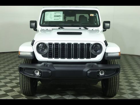 New 2026 Jeep Gladiator Sport image 14