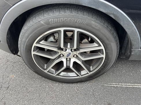 Used 2017 Ford Explorer Sport image 8