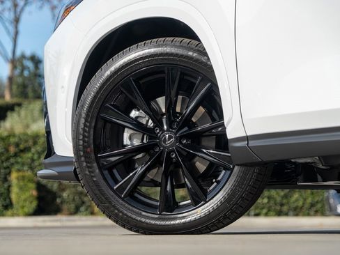 New 2026 Lexus NX 450h+ F Sport image 7