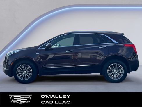 Used 2018 Cadillac XT5 Luxury w/ Driver Awareness Package AWD/4WD image 2