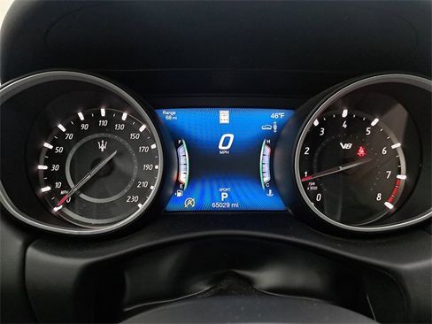 Used 2019 Maserati Levante GTS image 24