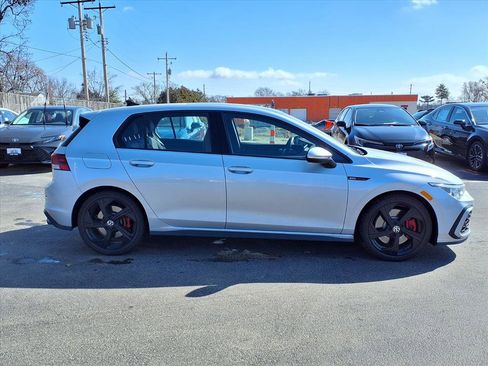 Used 2024 Volkswagen GTI SE image 2