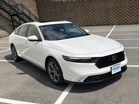 Certified 2024 Honda Accord EX image 2