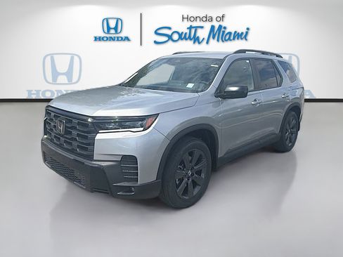 New 2026 Honda Pilot Sport image 3