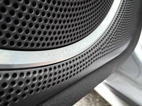 Used 2015 Audi A4 Premium Plus w/ Technology Package image 32