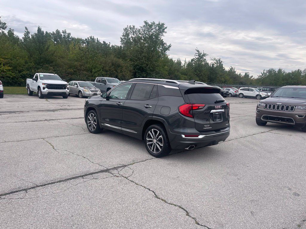 Used 2018 GMC Terrain Denali AWD/4WD image 3