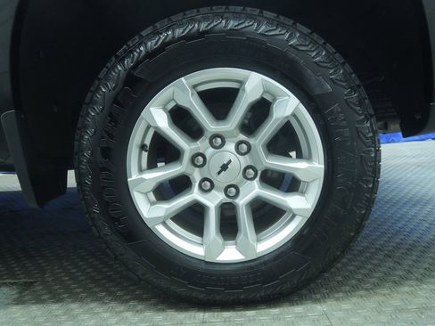 Used 2021 Chevrolet Silverado 1500 RST image 7